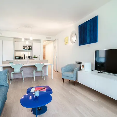The Art House - By Myhomeincomo Apartment *